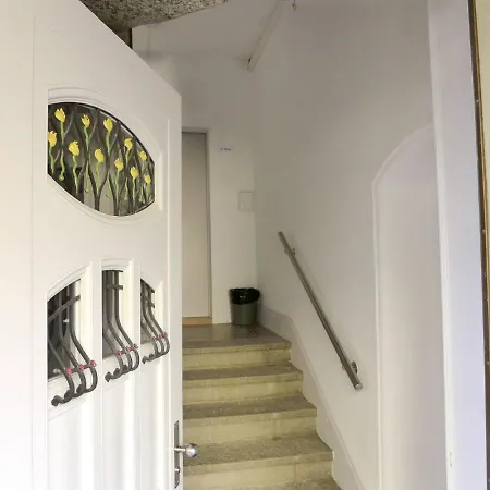 Henry's 202 By Interhome شقة إنترلاكن
