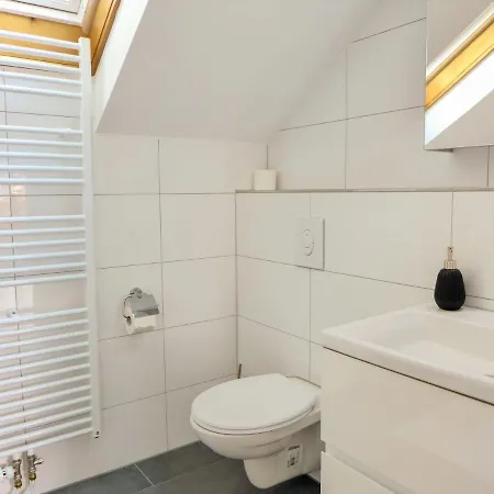 Apartment Henry's 202 By Interhome Interlaken